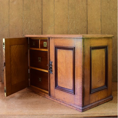 Late 19thC Oak Cabinet