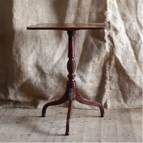 Yew wood Occasional table